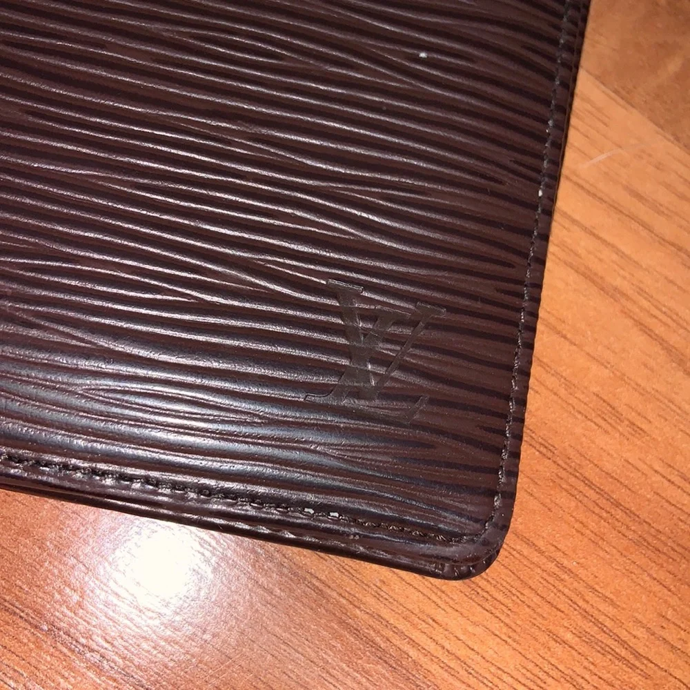 Authentic Louis Vuitton Epi Leather Pocket Organizer